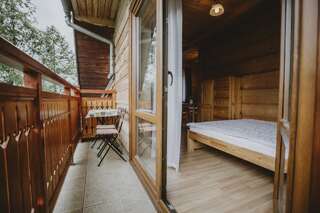 Лоджи Domki i Pokoje obok Term Chochołów U Tadka Хохолув Семейный номер-5