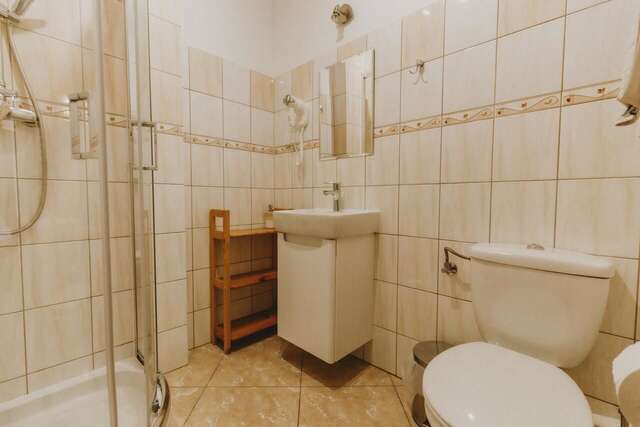 Лоджи Domki i Pokoje obok Term Chochołów U Tadka Хохолув-32